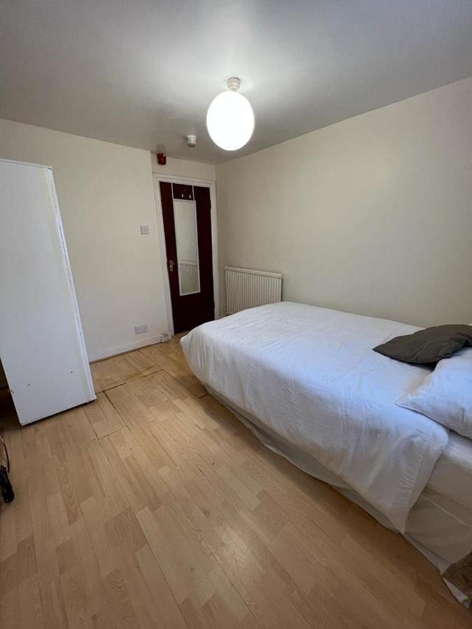 Bruce Rooms London Luaran gambar