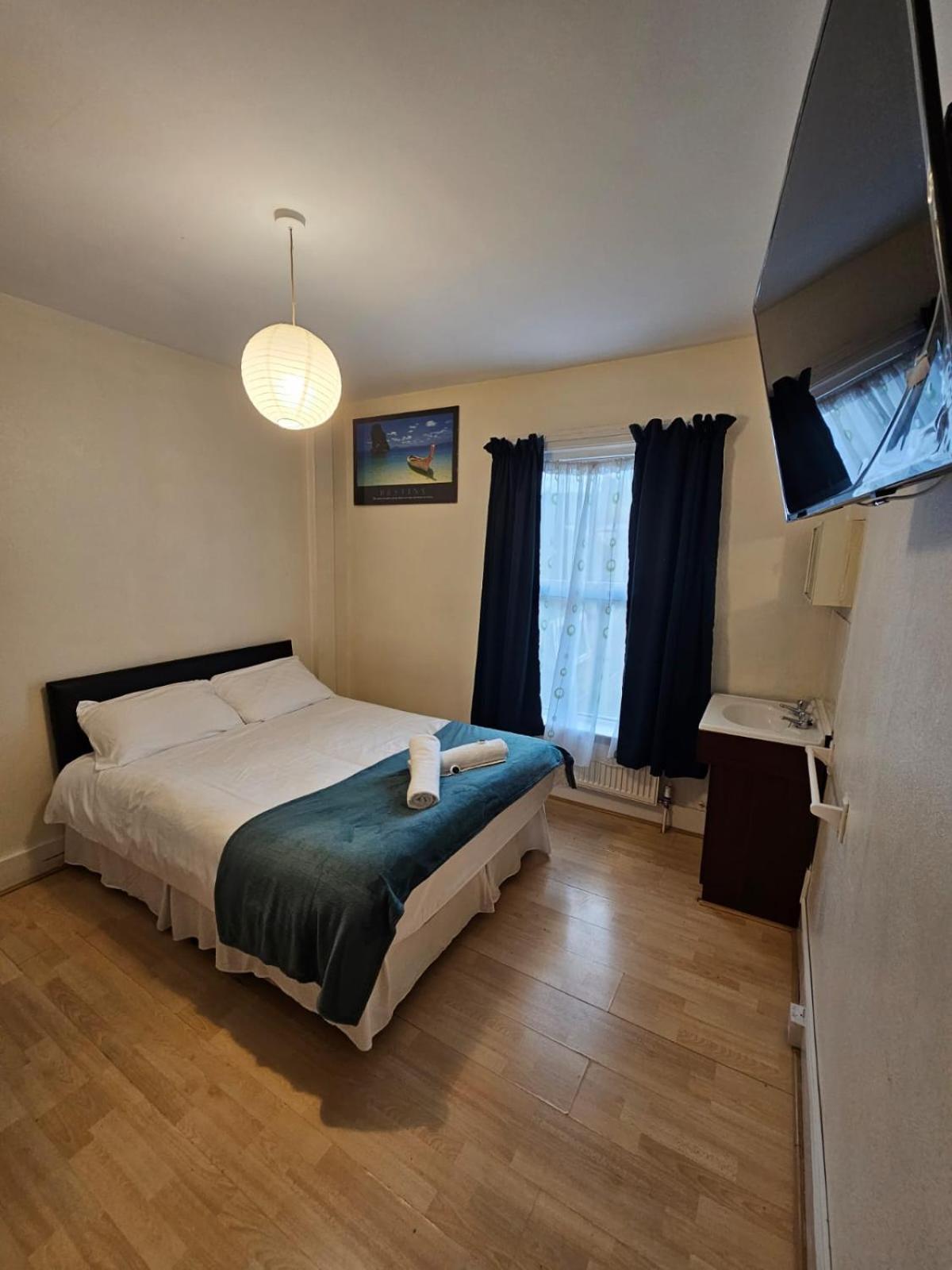 Bruce Rooms London Luaran gambar